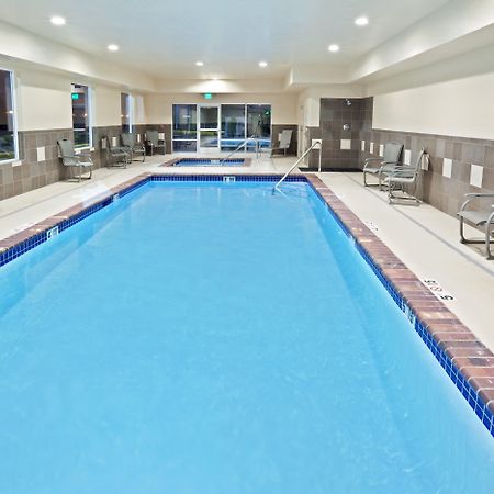 Holiday Inn Express And Suites Sumner By Ihg Экстерьер фото