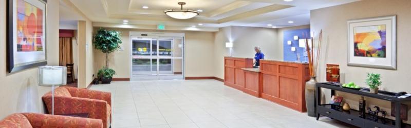 Holiday Inn Express And Suites Sumner By Ihg Экстерьер фото